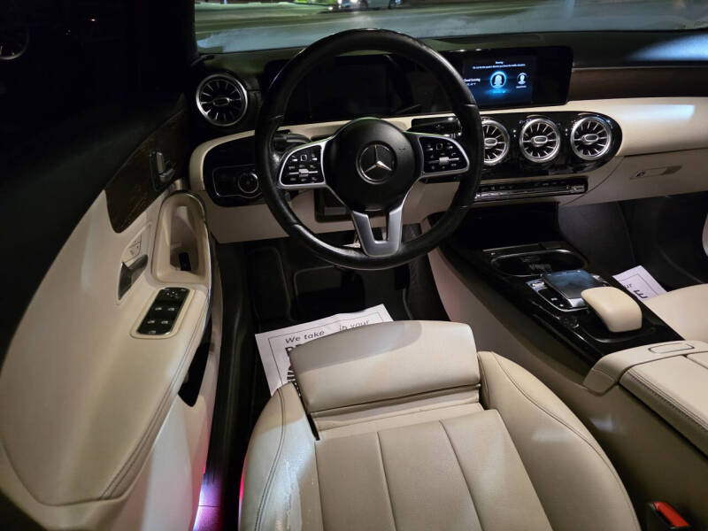 2019 Mercedes-Benz A-Class A 220