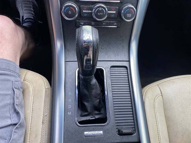 2010 Lincoln MKS