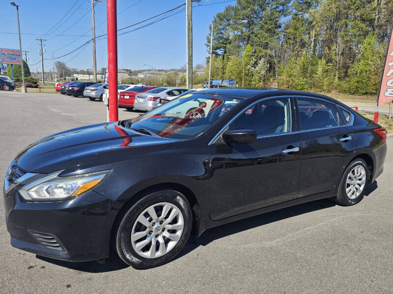 Used 2017 Nissan Altima S with VIN 1N4AL3AP1HC288314 for sale in Kingsport, TN
