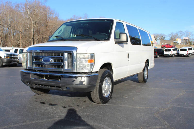 2013 Ford E-Series E-350 SD XLT