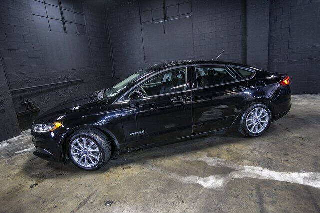 2017 Ford Fusion Hybrid SE