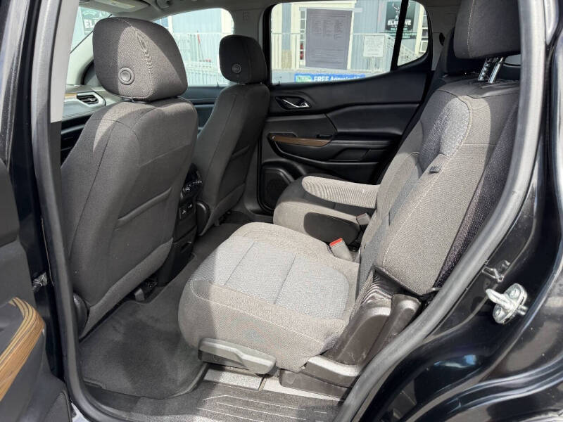 2020 GMC Acadia SLE