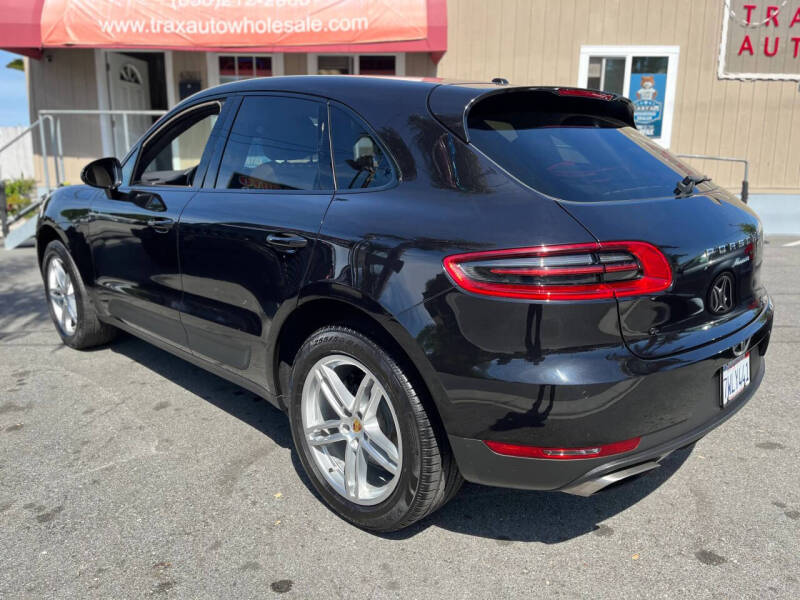2017 Porsche Macan