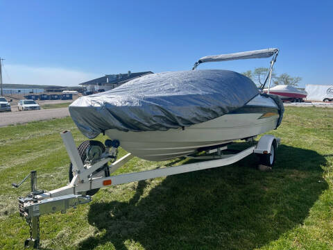 2004 Bayliner Bayliner for sale at Euro Sam Auto in Overland Park KS