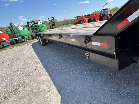 2024 Neville Built 43' Lowboy