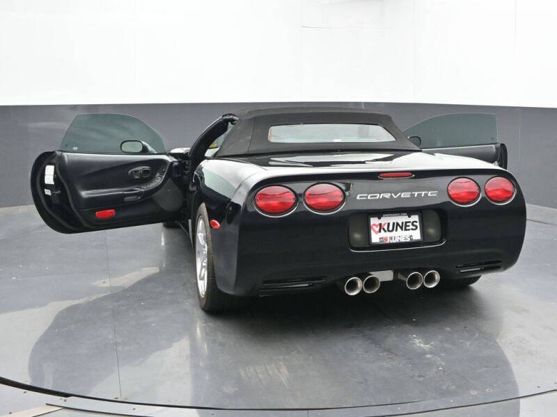 2003 Chevrolet Corvette