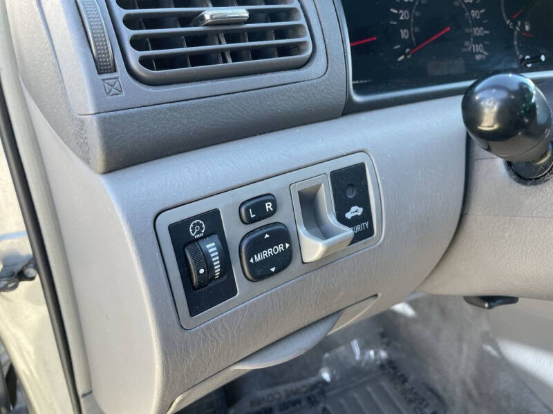 2006 Toyota Corolla LE