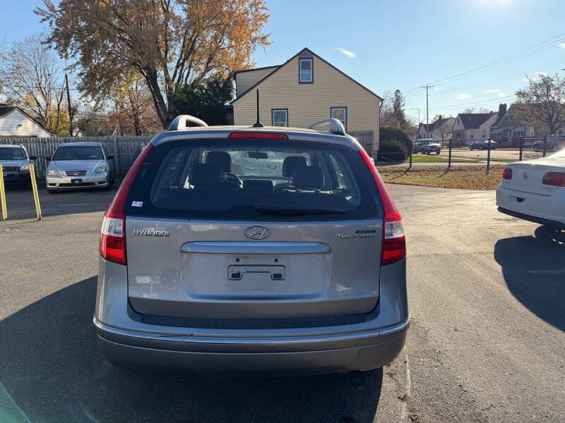 2012 Hyundai Elantra Touring SE