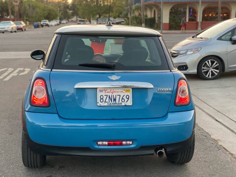 2013 MINI Hardtop Cooper