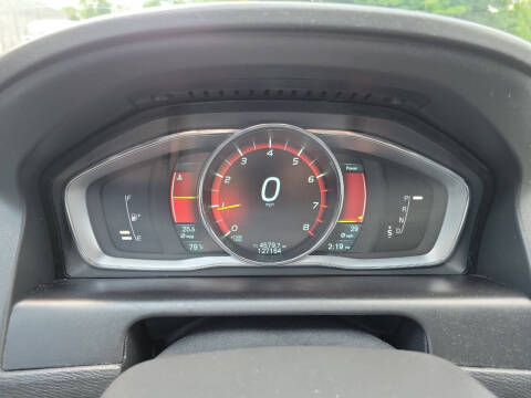 2015 Volvo XC60 T5 Drive-E Premier Plus