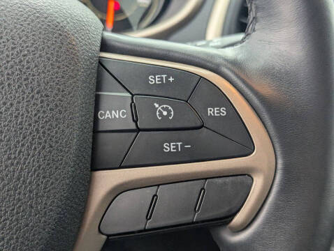 2016 Jeep Cherokee Latitude Altitude