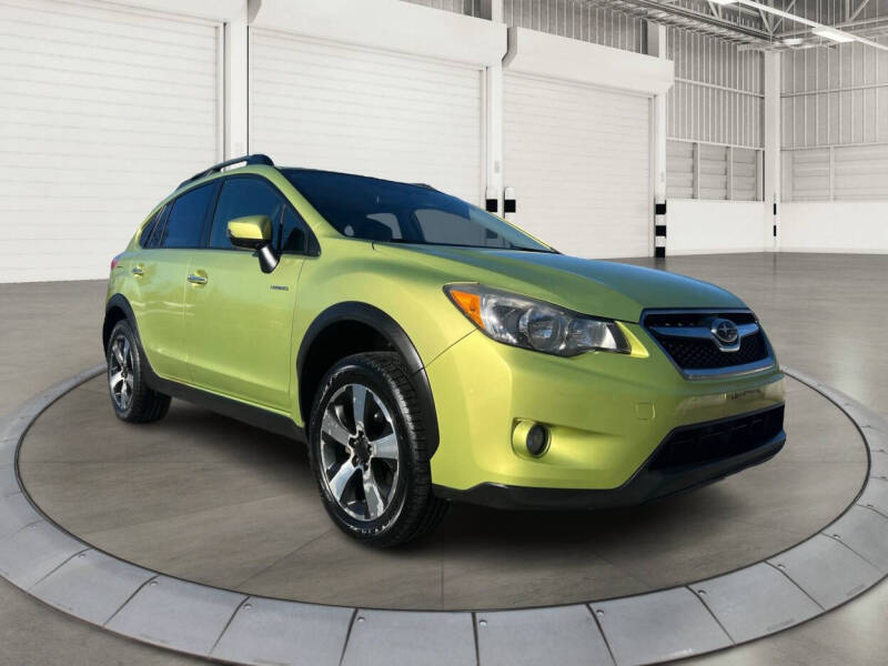 2015 Subaru XV Crosstrek Hybrid Touring's photo