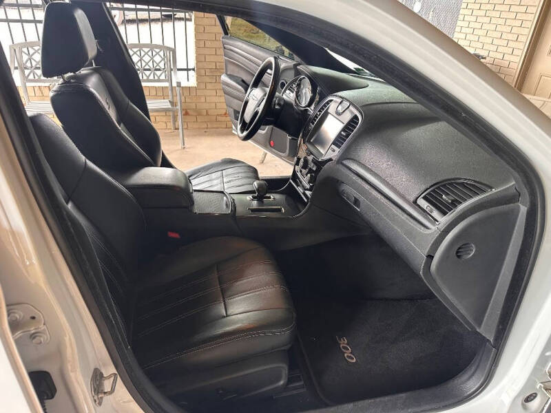 2014 Chrysler 300 S