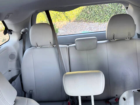 2013 Toyota Sienna