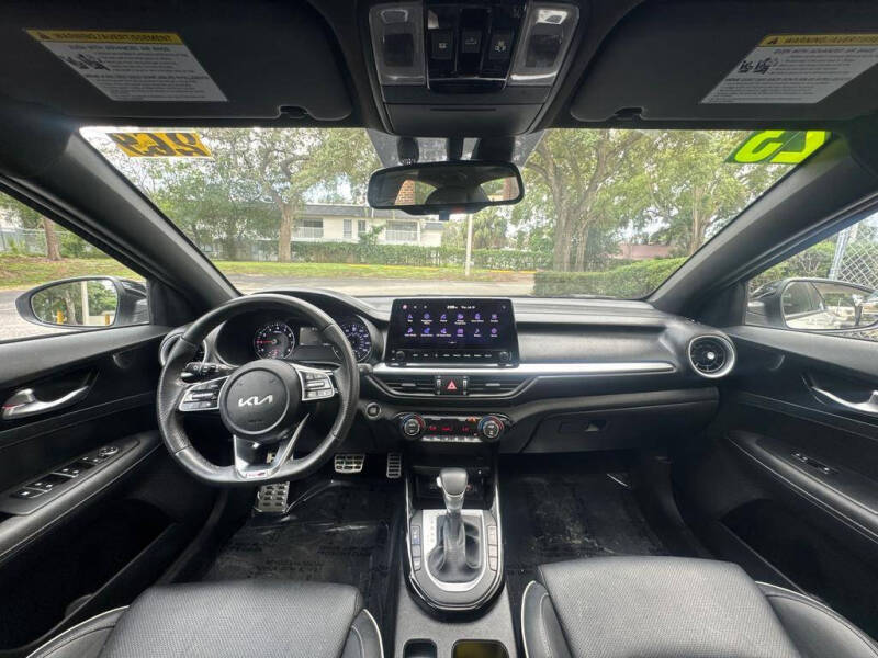 2023 Kia Forte GT-Line