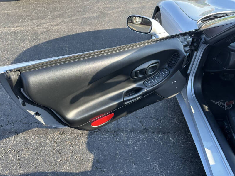 2001 Chevrolet Corvette