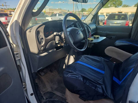 2005 Ford E-Series