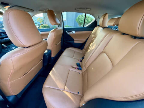2012 Lexus CT 200h