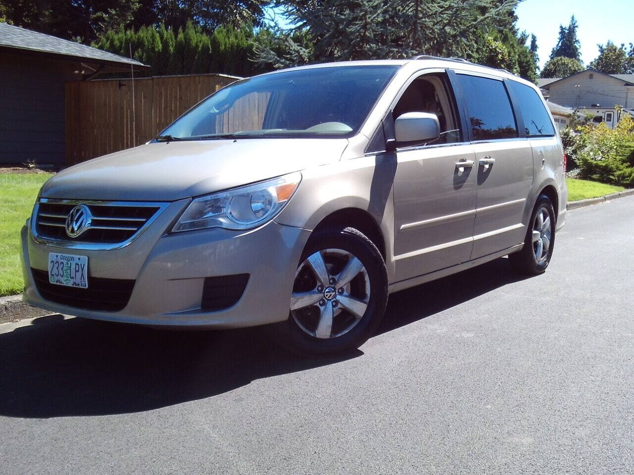 2009 Volkswagen Routan For Sale In Cornelius, OR