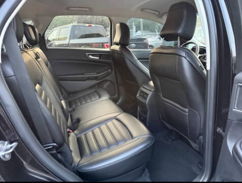 2022 Ford Edge SEL