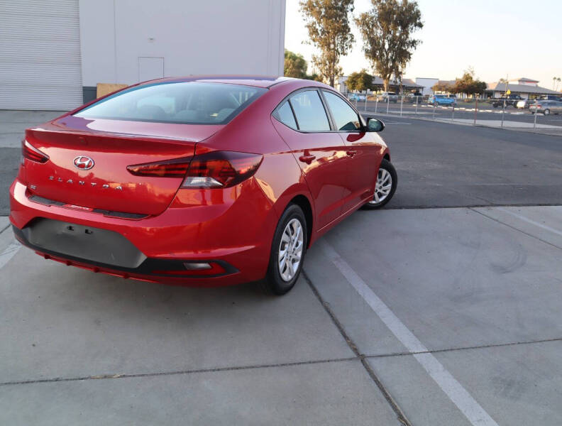 2020 Hyundai Elantra SE