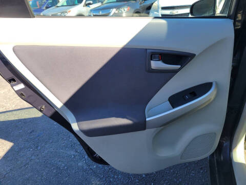 2010 Toyota Prius II