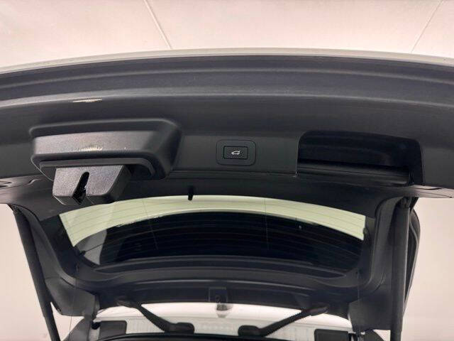 2024 Jaguar F-PACE P250 R-Dynamic S