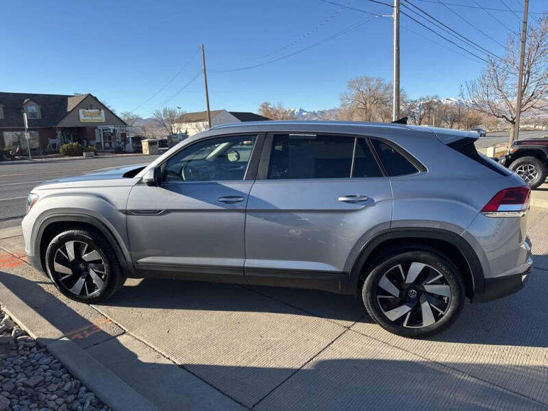 2024 Volkswagen Atlas Cross Sport SE