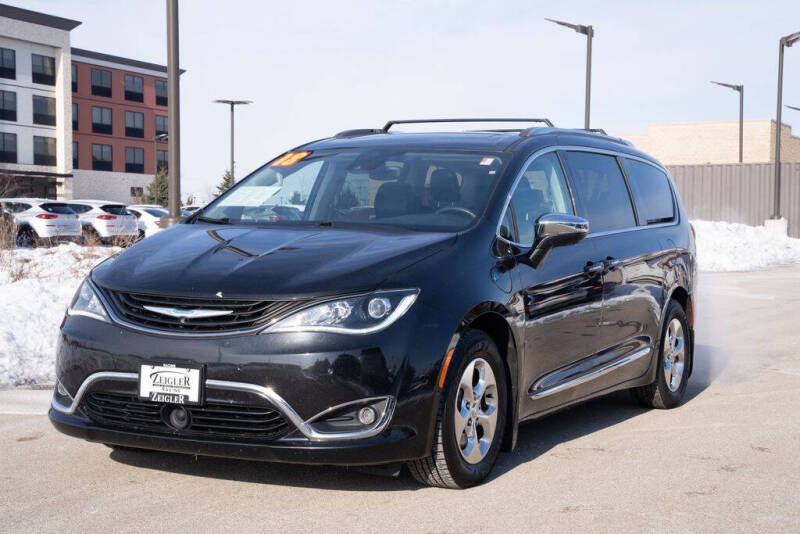 2018 Chrysler Pacifica Hybrid Limited
