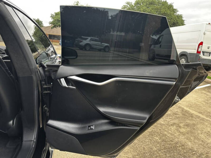 2016 Tesla Model S