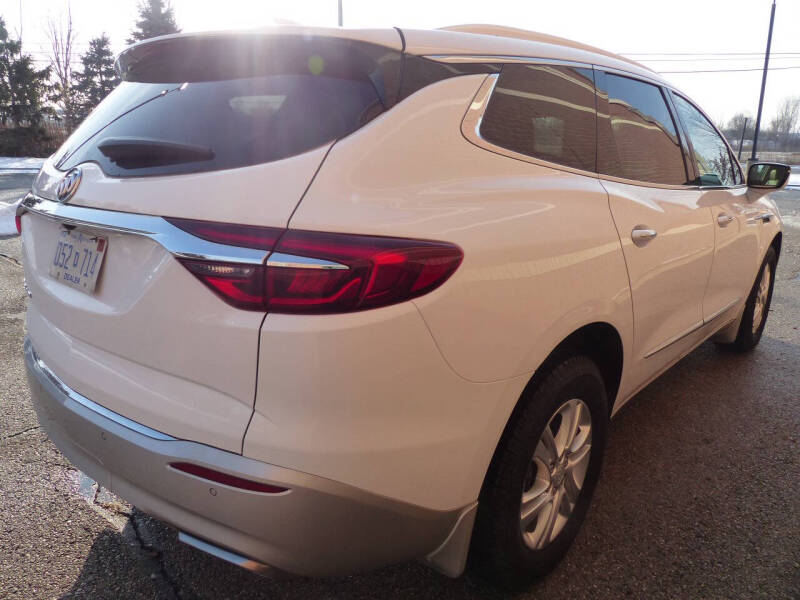 2021 Buick Enclave Essence