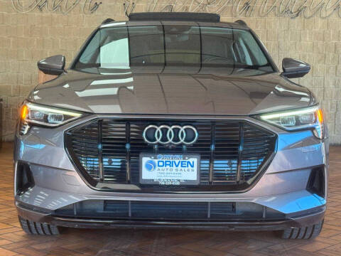 2021 Audi e-tron quattro Premium