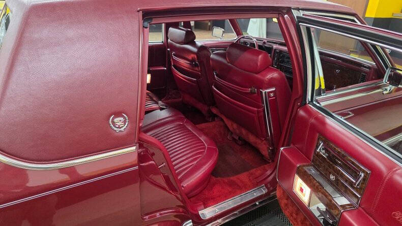 1990 Cadillac Brougham
