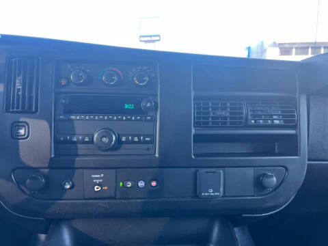 2024 Chevrolet Express 3500