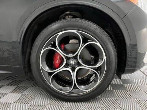 2023 Alfa Romeo Stelvio Veloce