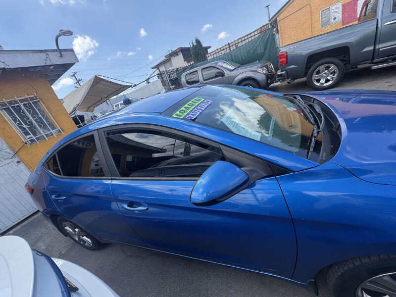 2018 Hyundai Elantra