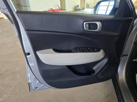 2023 Hyundai Venue SEL