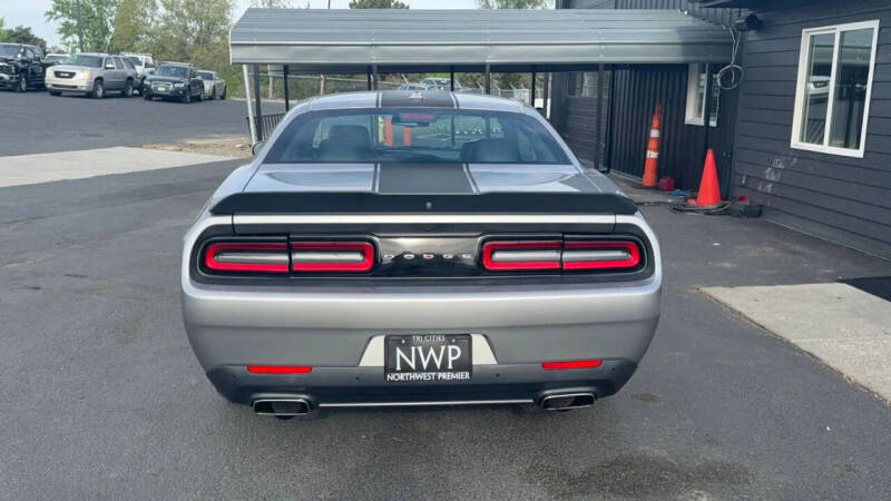 2016 Dodge Challenger