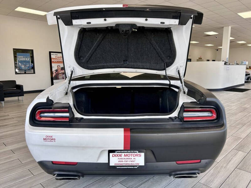 2016 Dodge Challenger SRT 392