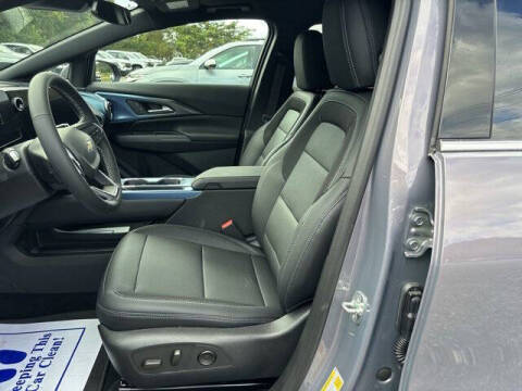 2026 Chevrolet Equinox EV LT 2