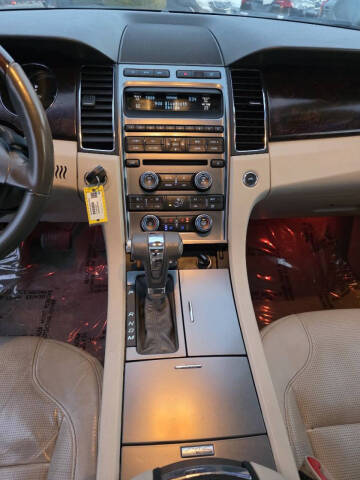 2011 Ford Taurus Limited