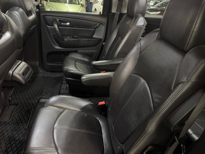 2016 GMC Acadia SLT-1