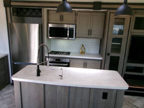 2021 Keystone Residence 40mkts