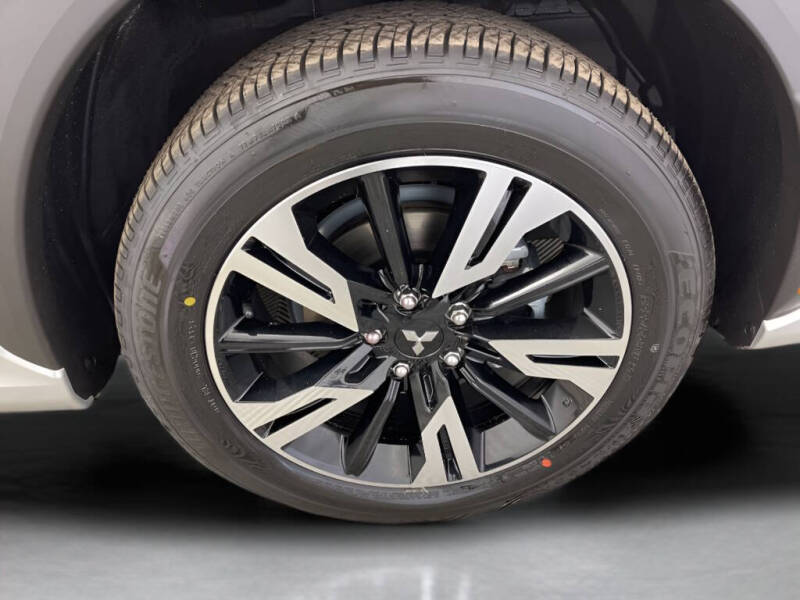 2026 Mitsubishi Eclipse Cross SE