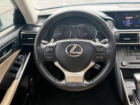 2019 Lexus IS 300