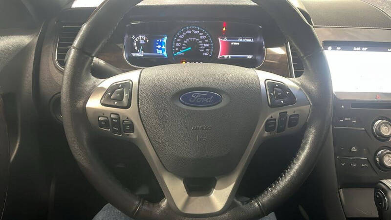 2016 Ford Taurus Limited