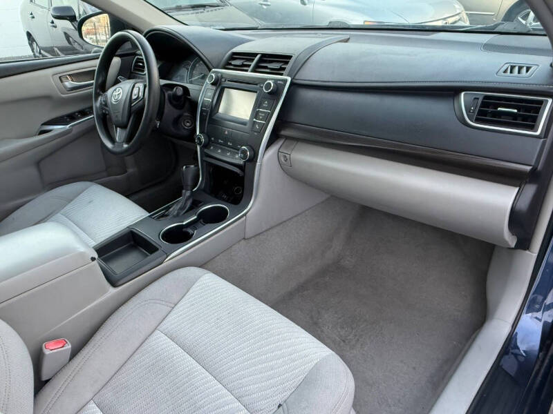 2015 Toyota Camry LE
