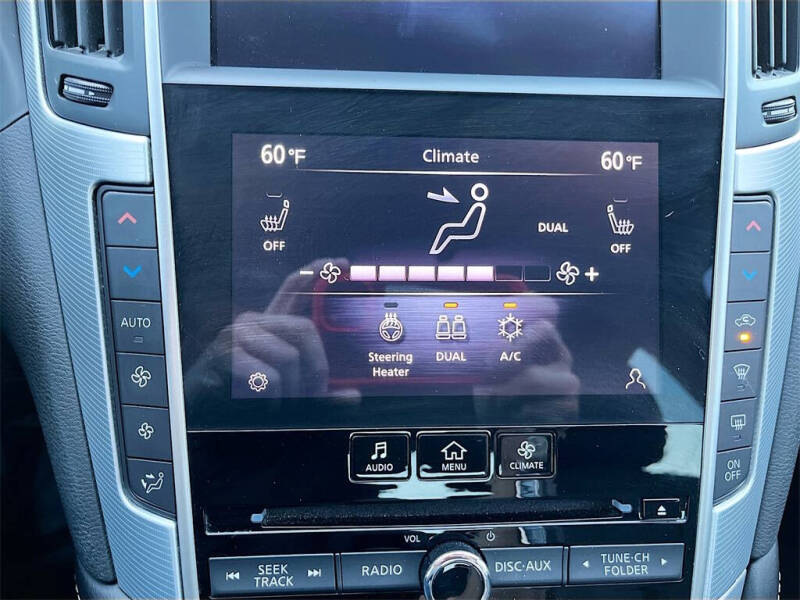 2022 Infiniti Q50 Luxe