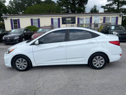 2017 Hyundai Accent SE