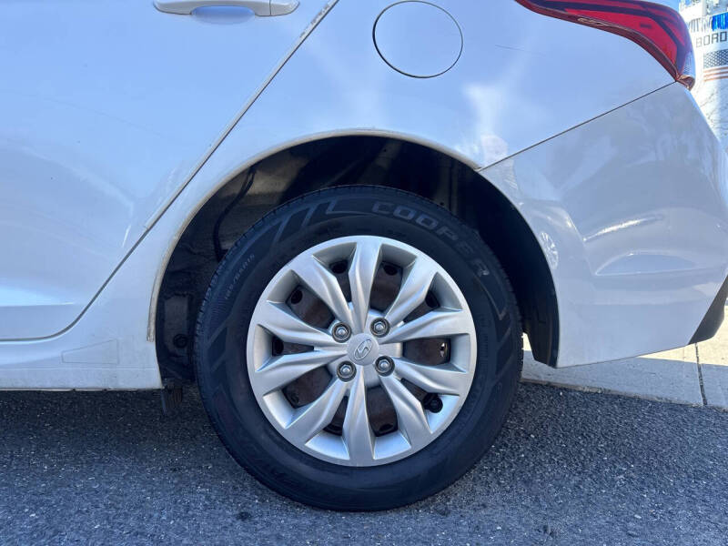 2018 Hyundai Accent SE